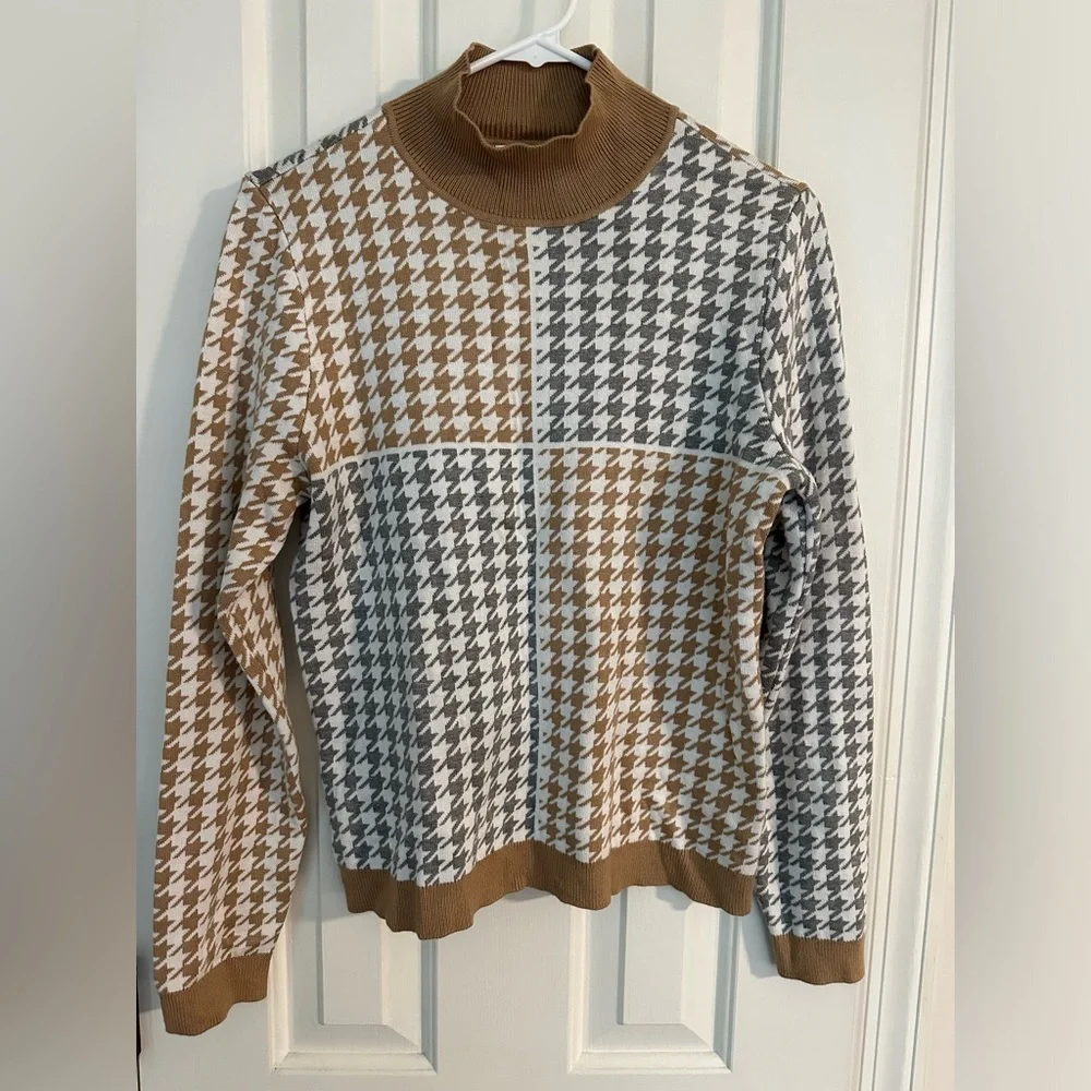 Calvin Klein Brown and Gray Houndstooth Knit Sweater Set - Picture 2 of 3